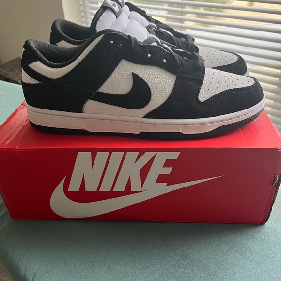 Nike Dunk Low Black and White Sneakers - Picture 4 of 8